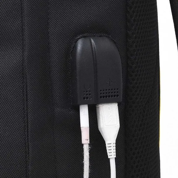 Groser Pokemon Schulrucksack Mit Usb Ladebuchse Im Pikachu Look