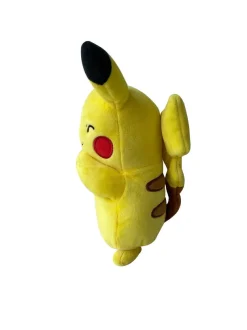 Liebliche Plusch Pikachus In 3 Verschiedenen Varianten