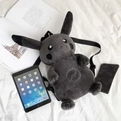 Pikachu Plusch Rucksack
