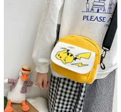 Pikachu Umhangetasche In Verschiedenen Farben