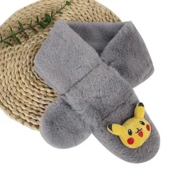 Pokemon Pikachu Flauschiger Winterschal Fur Kinder