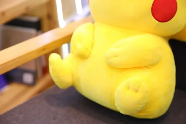 Xxl Pikachu Kuscheltier (Ca. 60Cm)